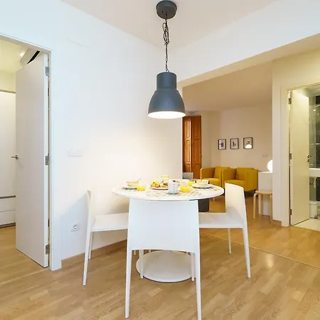 Valencia Home דירה *