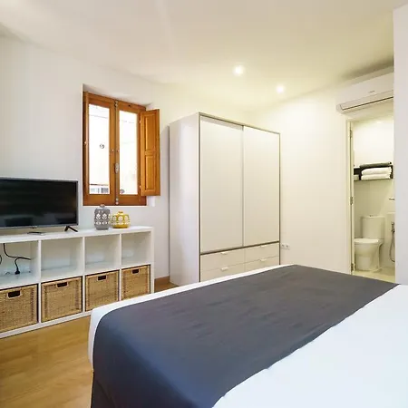 Valencia Home דירה ולנסיה